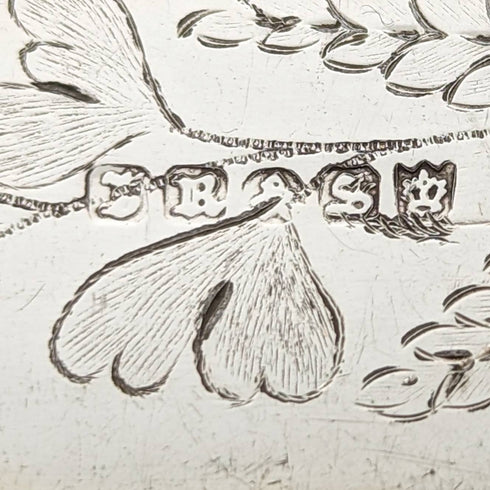 英國古董白色蝴蝶殼手柄甜品餐具 6 對布盒套裝